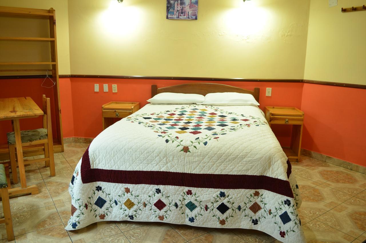 Hostal Pachamama سوكر المظهر الخارجي الصورة