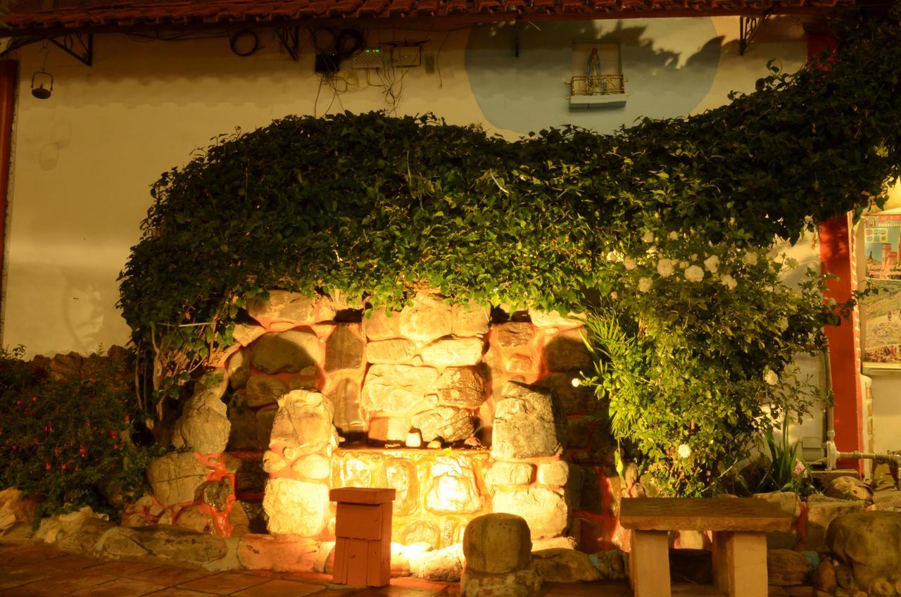 Hostal Pachamama سوكر المظهر الخارجي الصورة